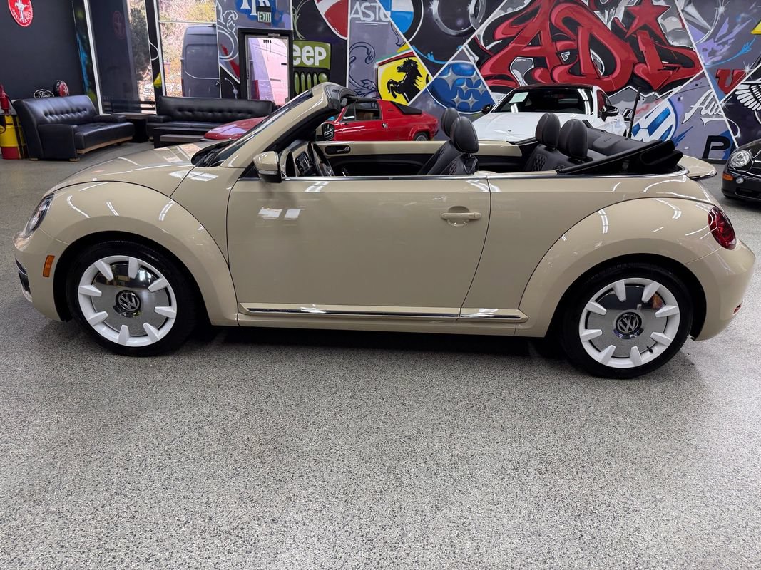 Used 2019 Volkswagen Beetle 2.0T Final Edition SEL FWD image 10