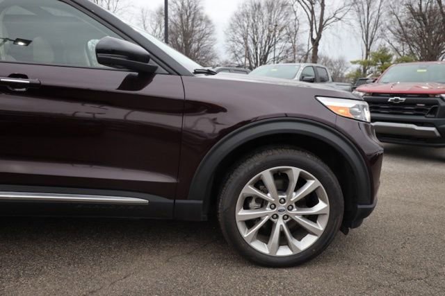 Used 2022 Ford Explorer Platinum w/ Equipment Group 601A image 14