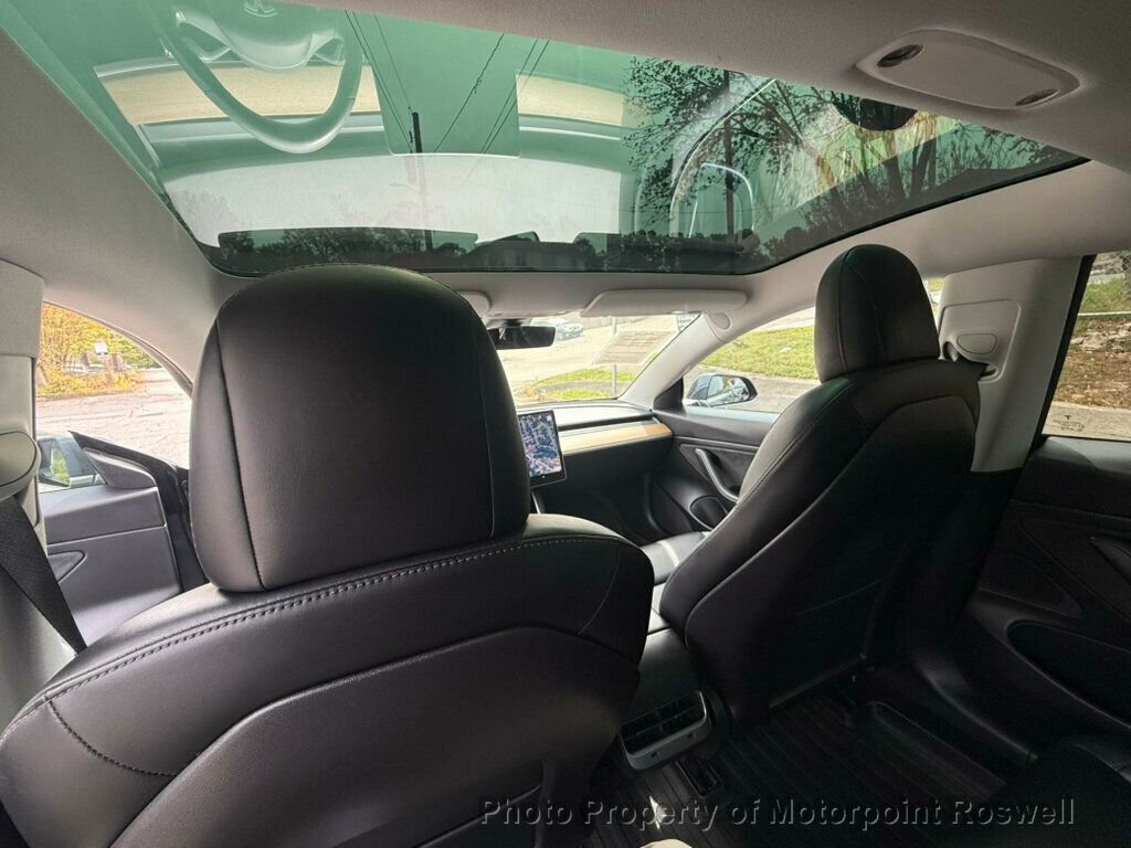 Used 2019 Tesla Model 3 Standard Range Plus image 19