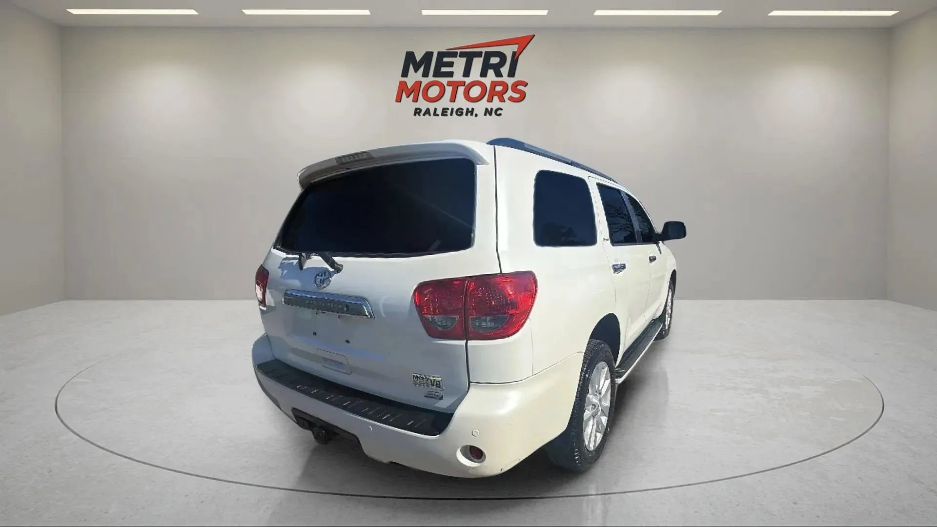 Used 2016 Toyota Sequoia Platinum image 5