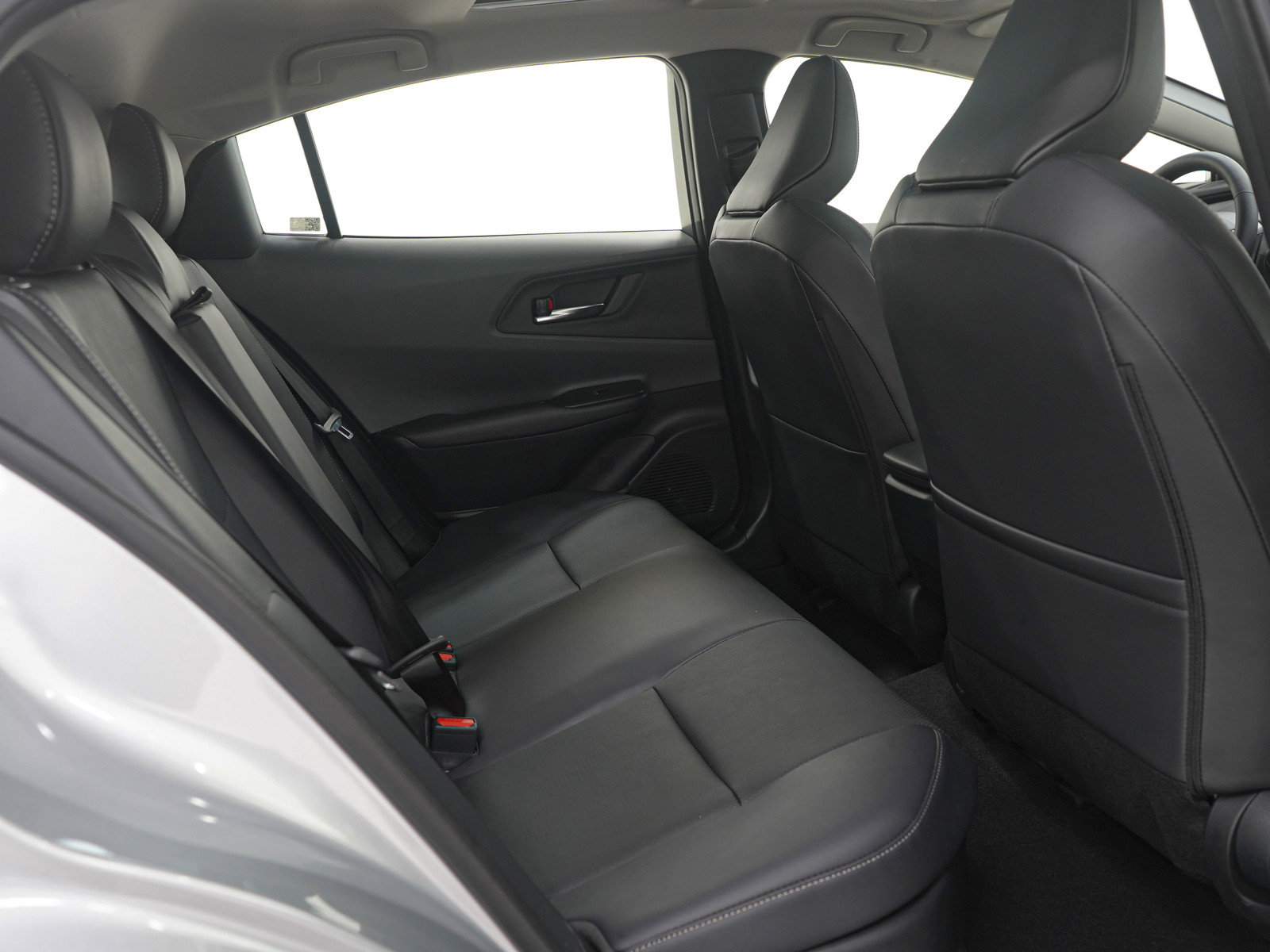 Used 2025 Toyota Prius Limited image 15