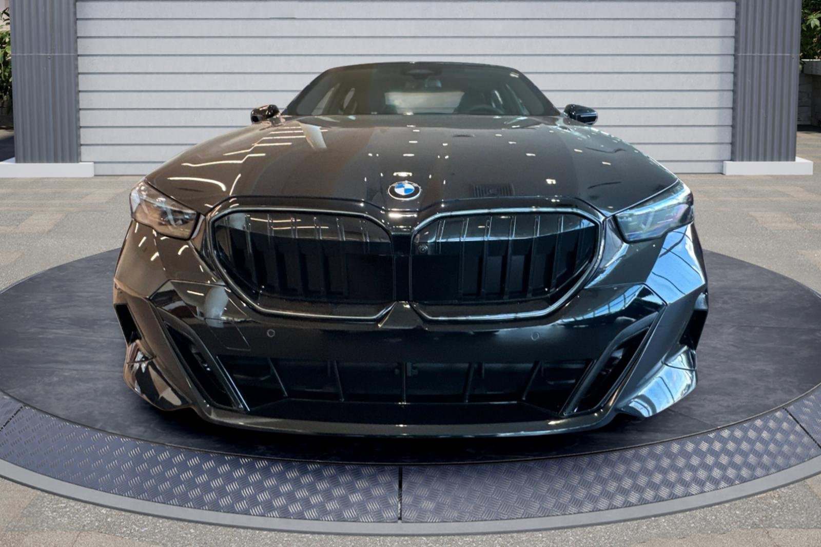 New 2026 BMW 530i xDrive image 2