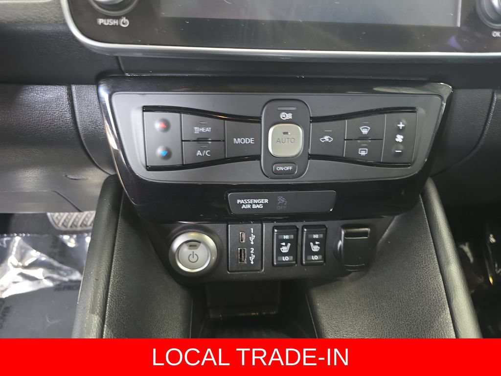 Used 2022 Nissan Leaf SV w/ SV Technology Package FWD image 21