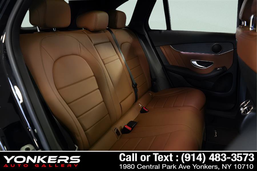 Used 2022 Mercedes-Benz GLC 300 4MATIC image 32