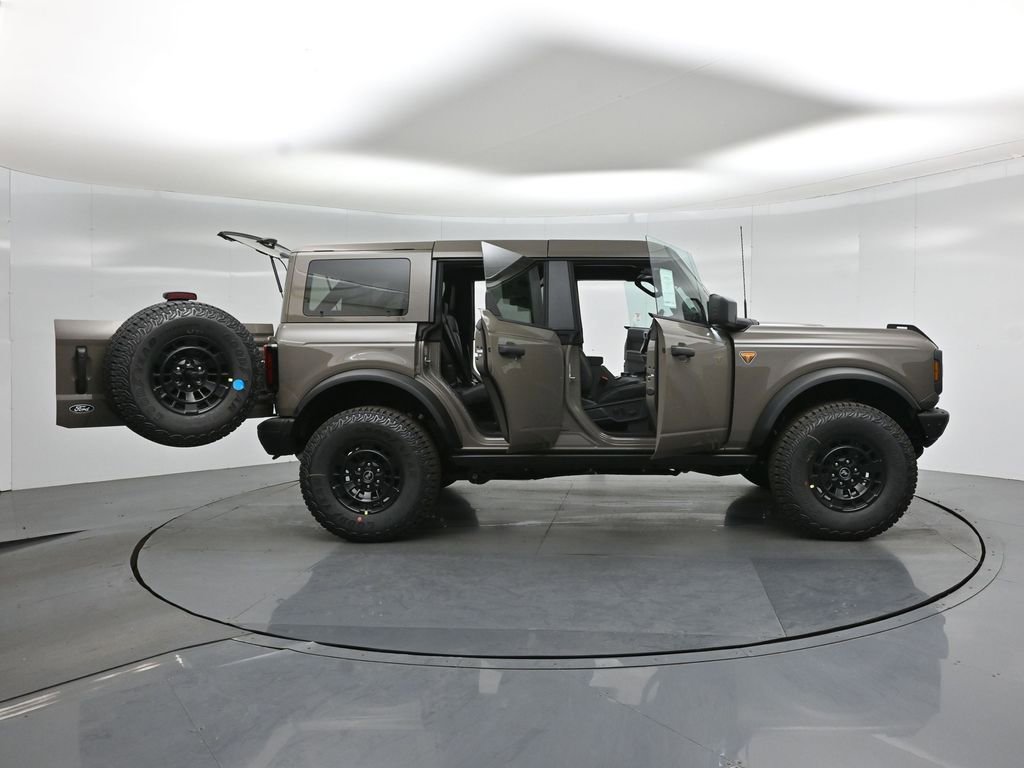 New 2026 Ford Bronco Badlands AWD/4WD image 4