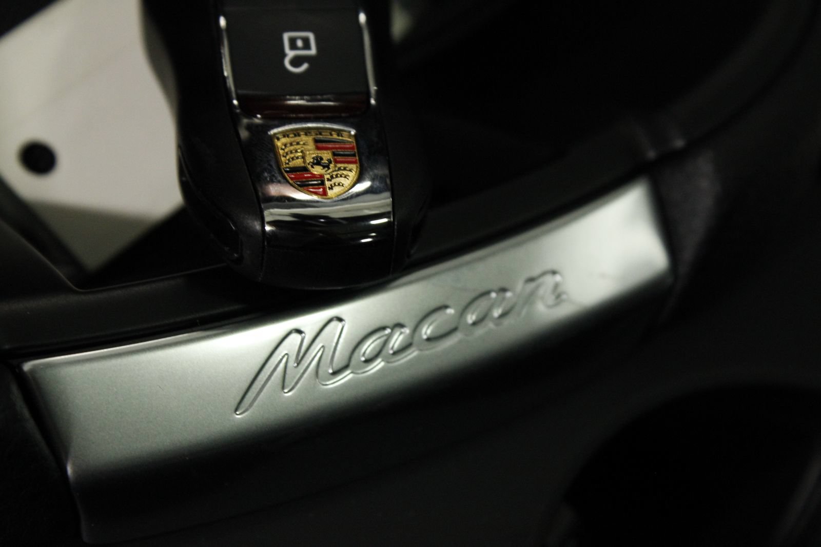 New 2026 Porsche Macan S AWD/4WD image 36