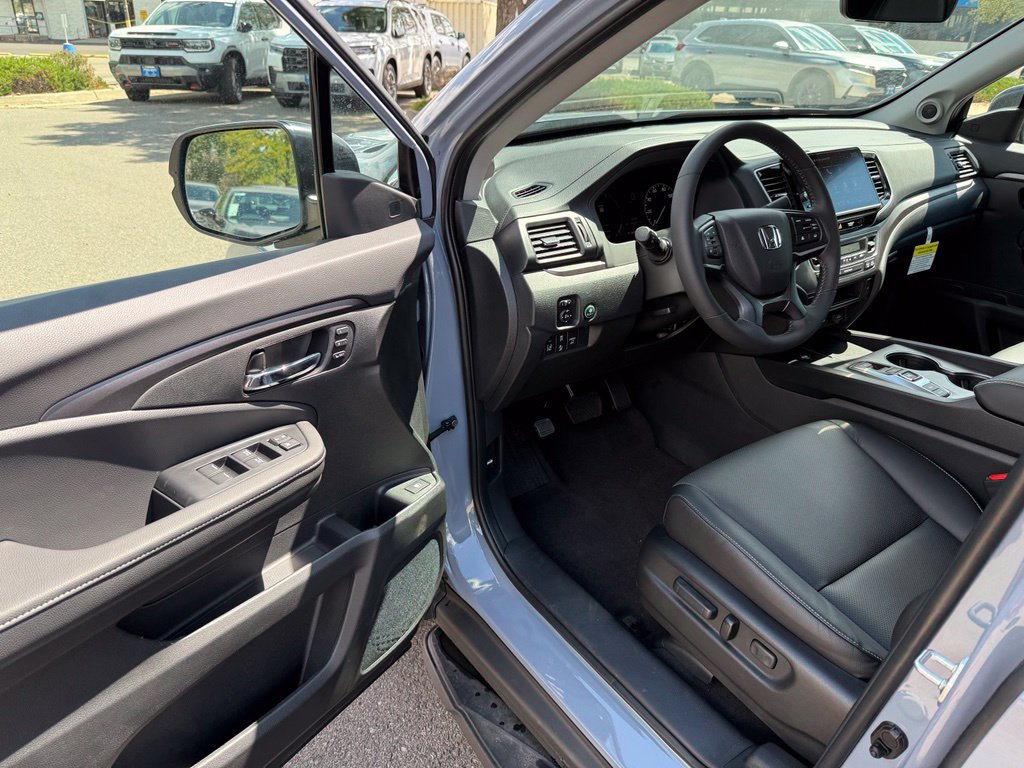 New 2026 Honda Ridgeline RTL image 12