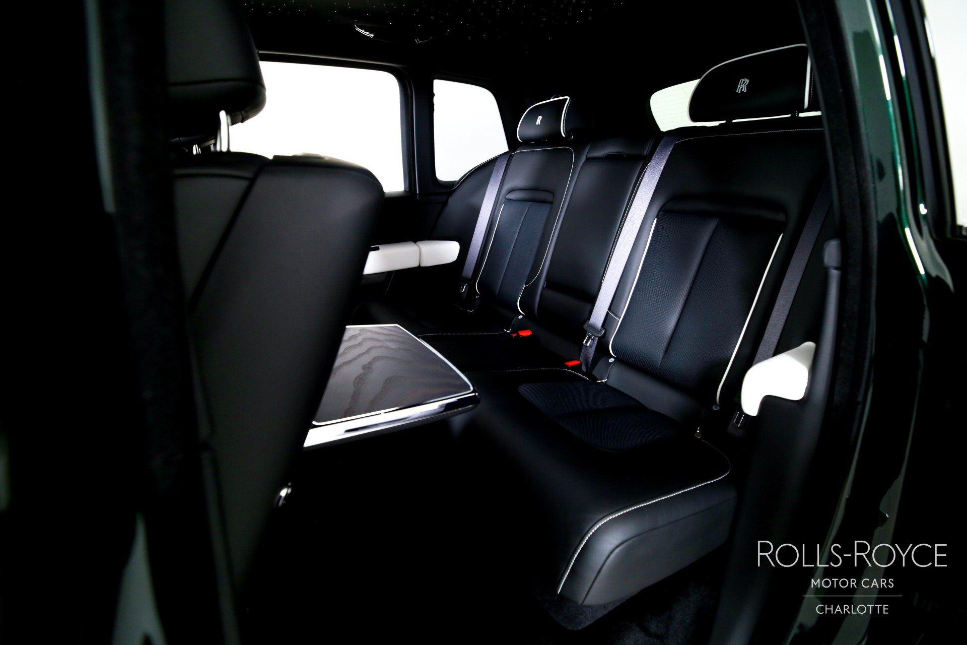 Used 2026 Rolls-Royce Cullinan AWD/4WD image 19