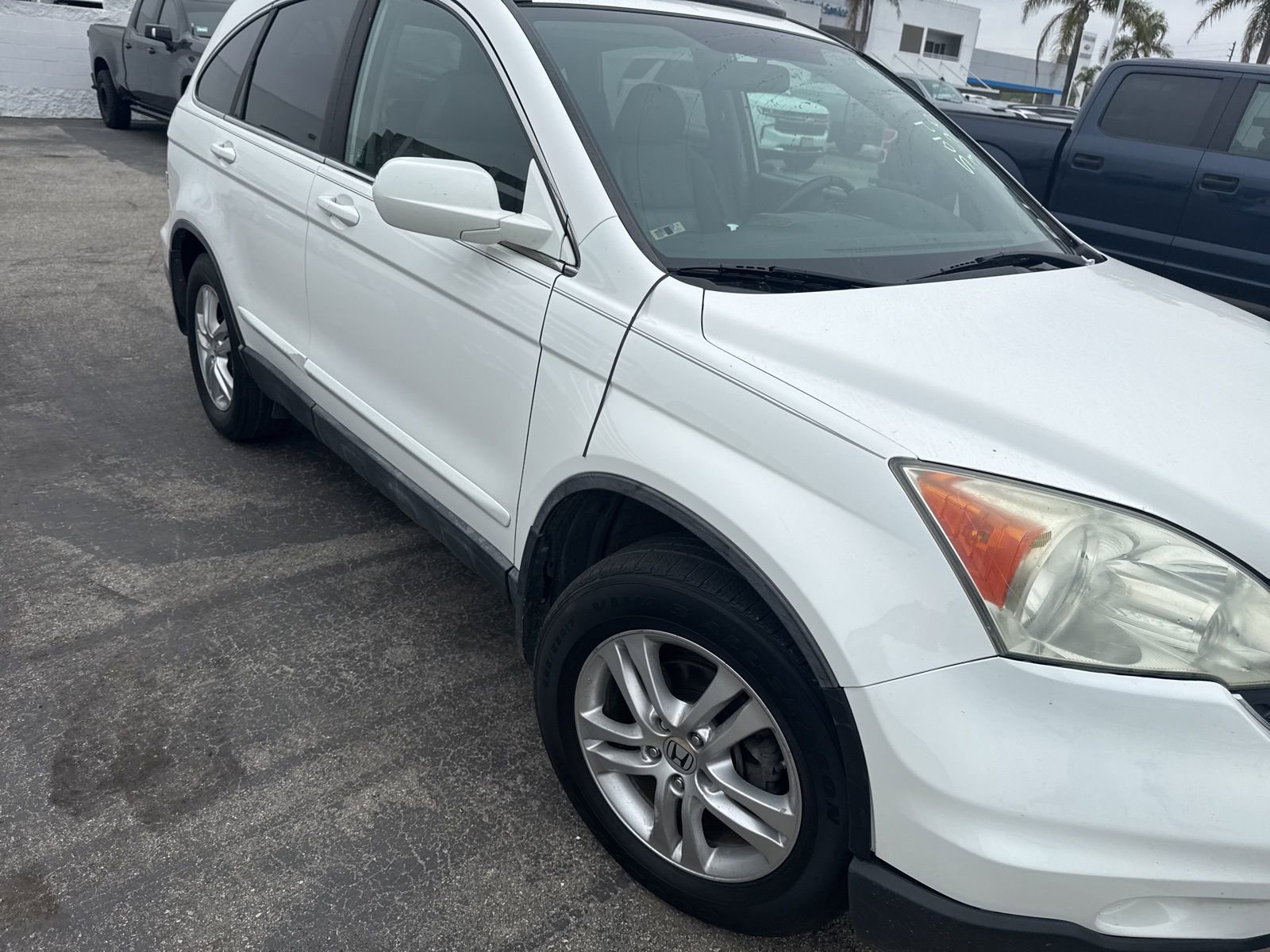 Used 2011 Honda CR-V EX-L image 3