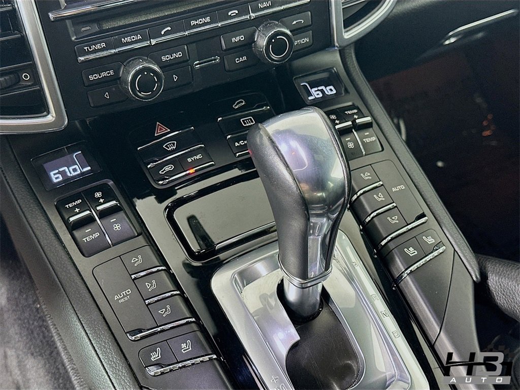 Used 2014 Porsche Cayenne image 13