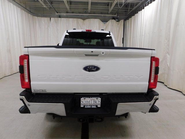 New 2026 Ford F350 Lariat w/ FX4 Off-Road Package image 12