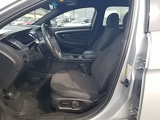 Used 2018 Ford Taurus SEL FWD image 11