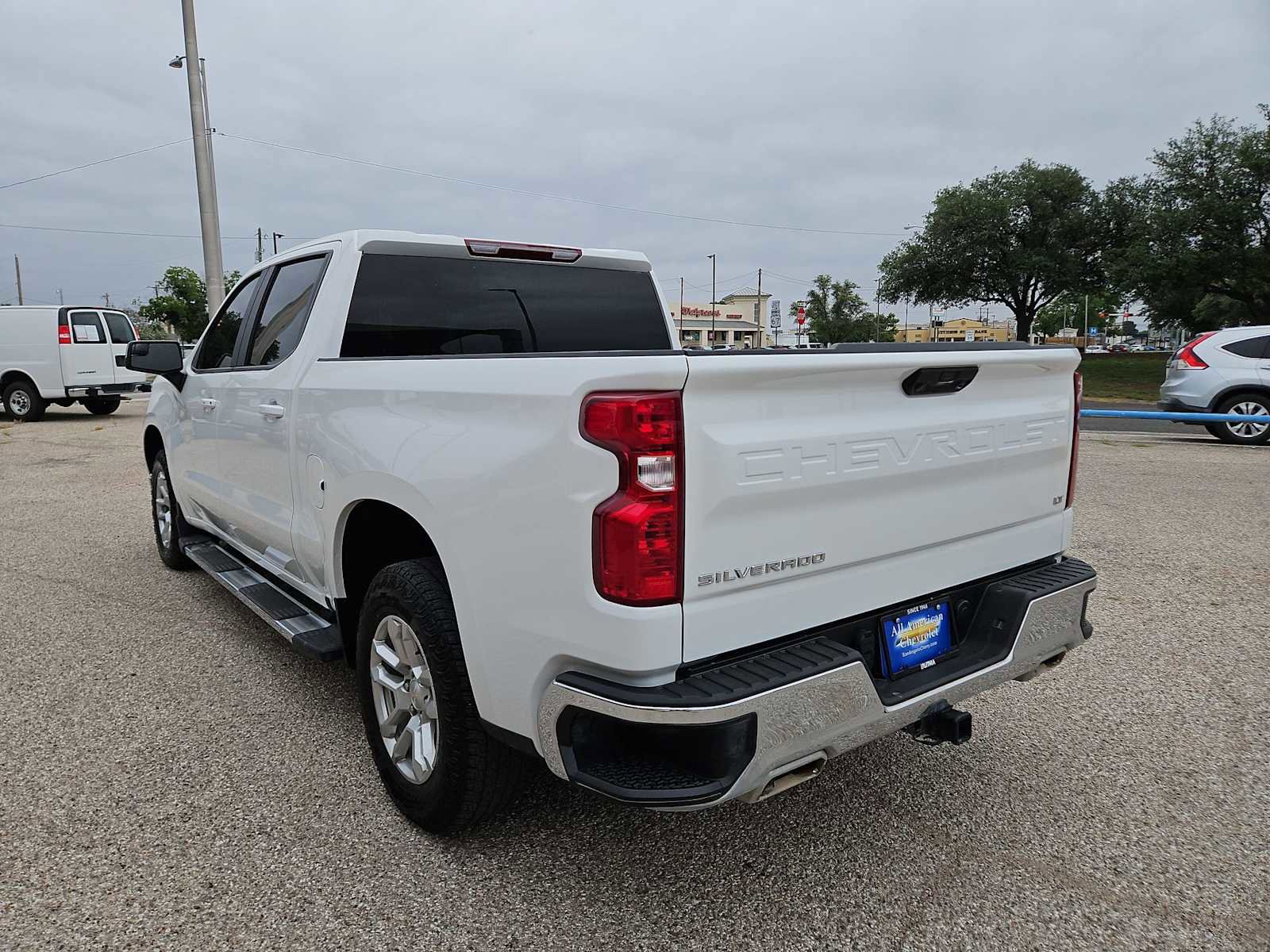 Used 2025 Chevrolet Silverado 1500 LT AWD/4WD image 6