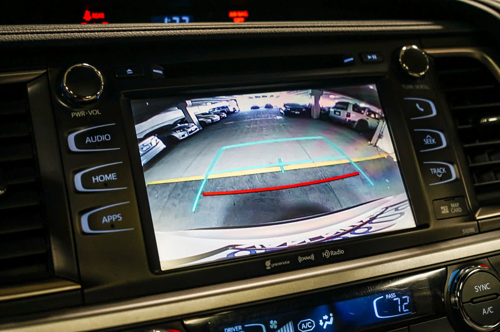 Certified 2019 Toyota Highlander XLE AWD/4WD image 26