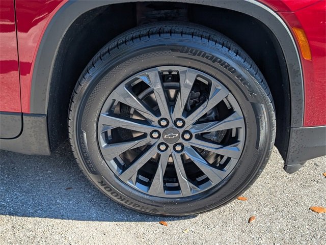 Used 2023 Chevrolet Traverse RS image 15