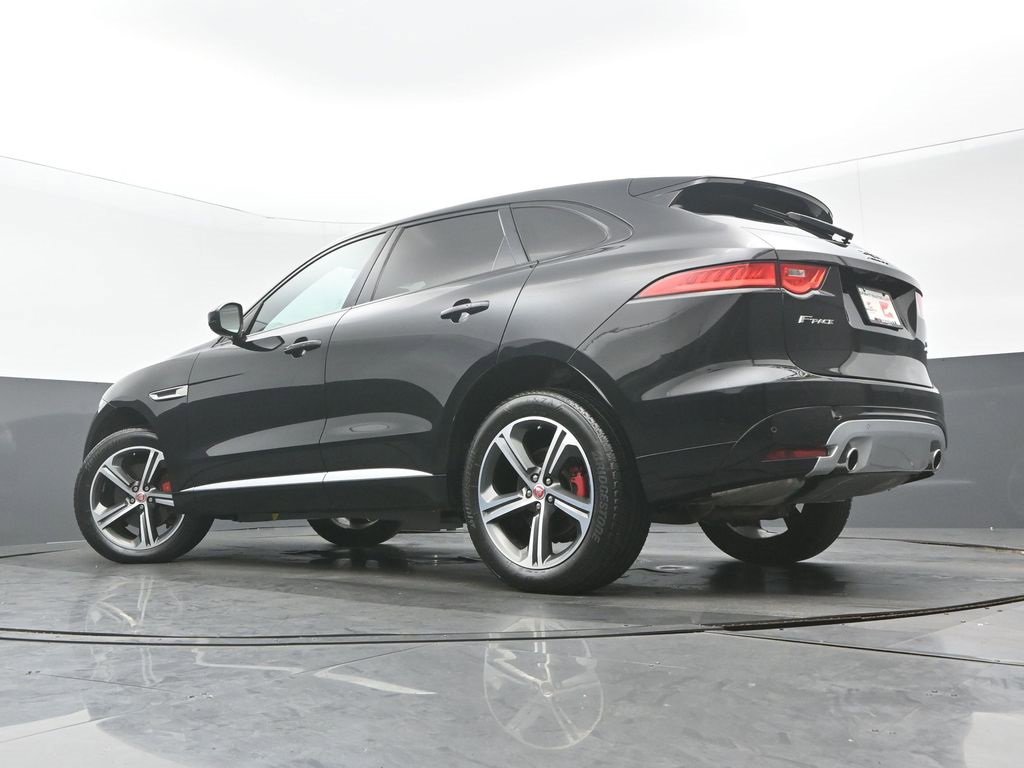 Used 2020 Jaguar F-PACE S image 30