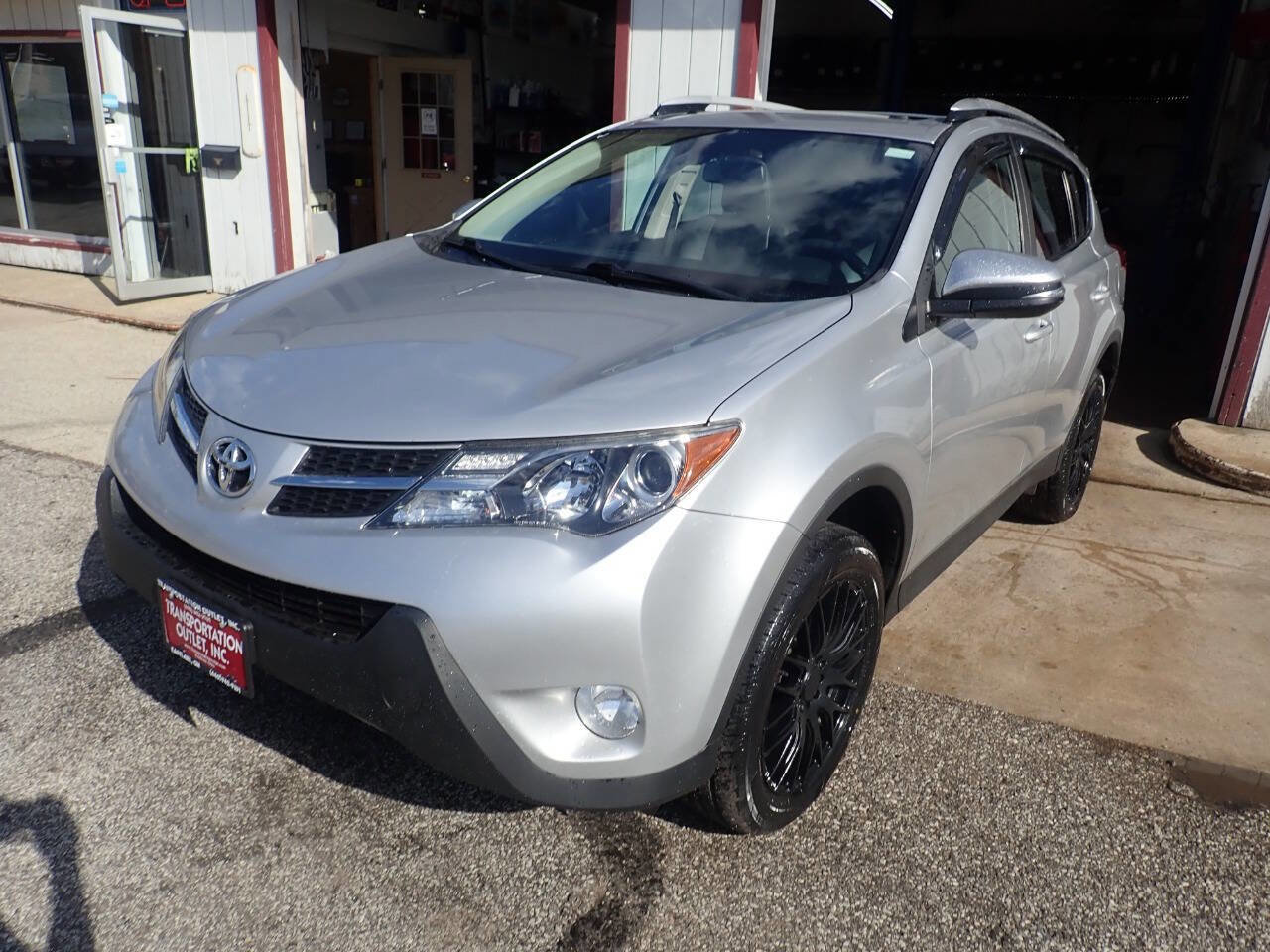 Used 2014 Toyota RAV4 Limited image 2