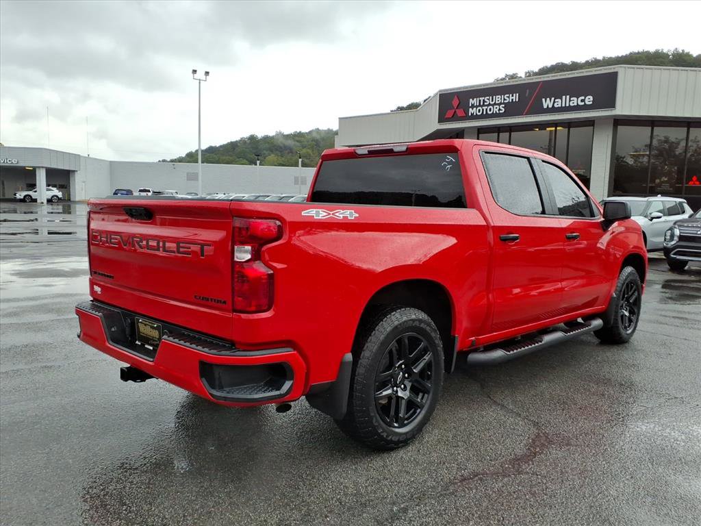 Used 2024 Chevrolet Silverado 1500 Custom w/ Turbomax Blackout Package image 16