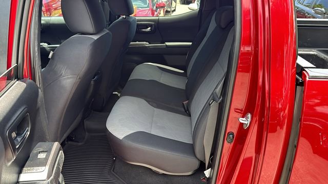Used 2022 Toyota Tacoma TRD Sport w/ Technology Package RWD image 16