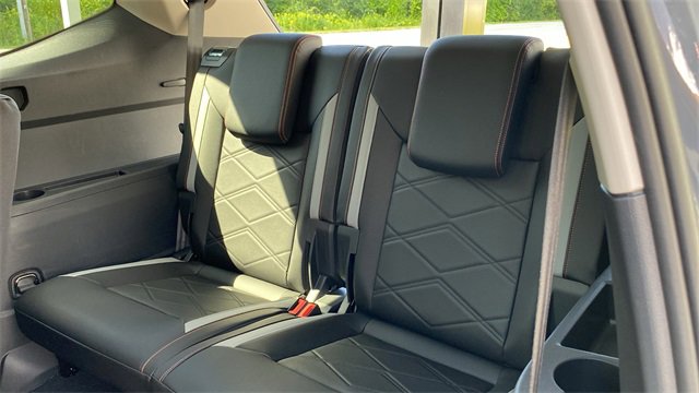 New 2026 Volkswagen Atlas Peak Edition image 22