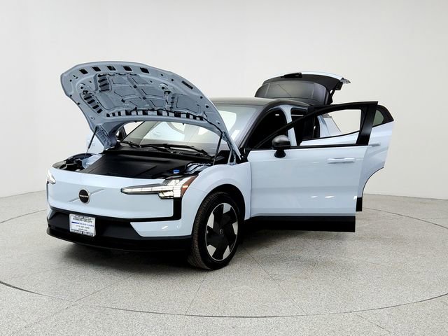 Certified 2025 Volvo EX30 Plus image 9
