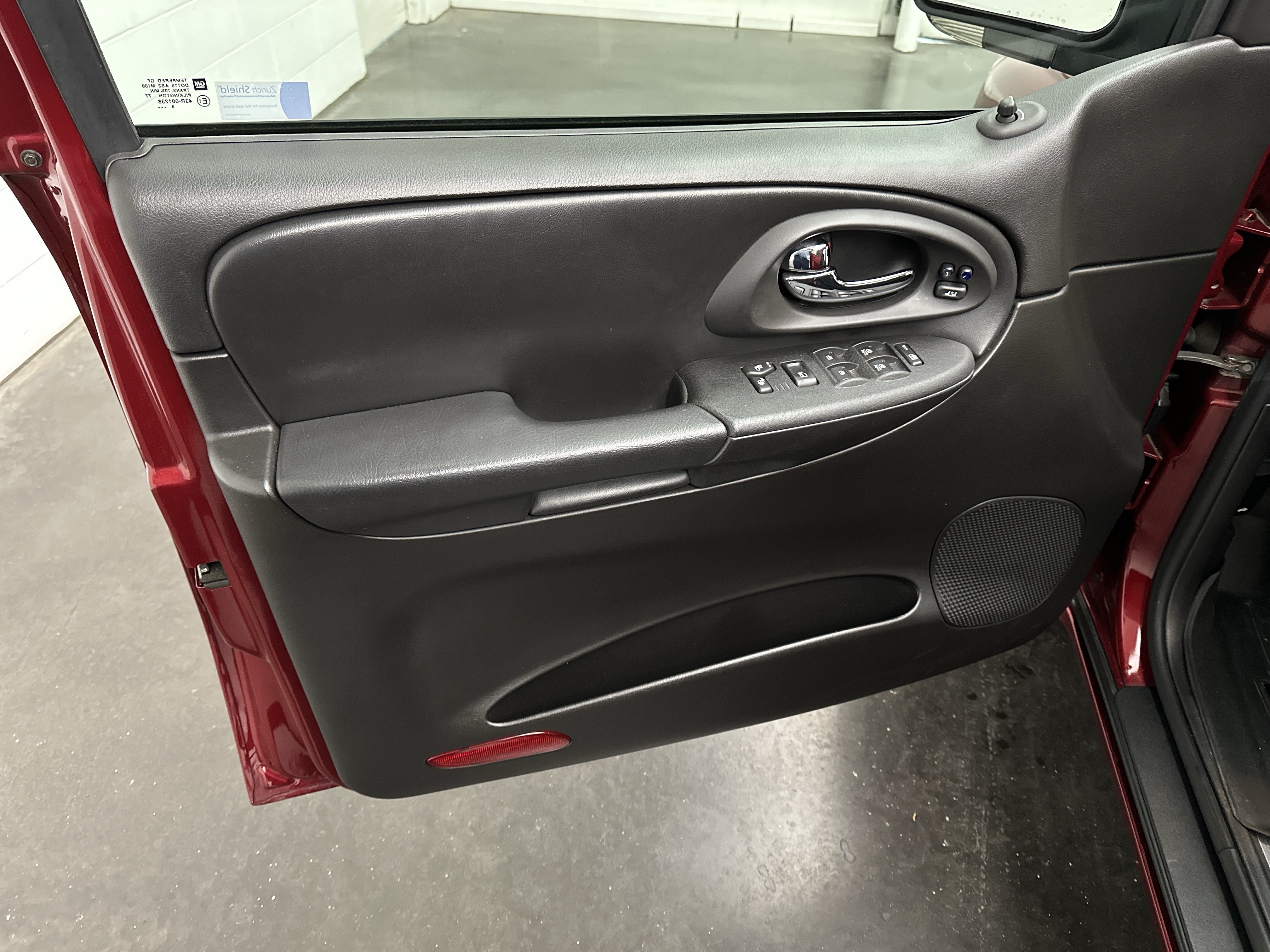 Used 2006 Chevrolet TrailBlazer LT AWD/4WD image 17