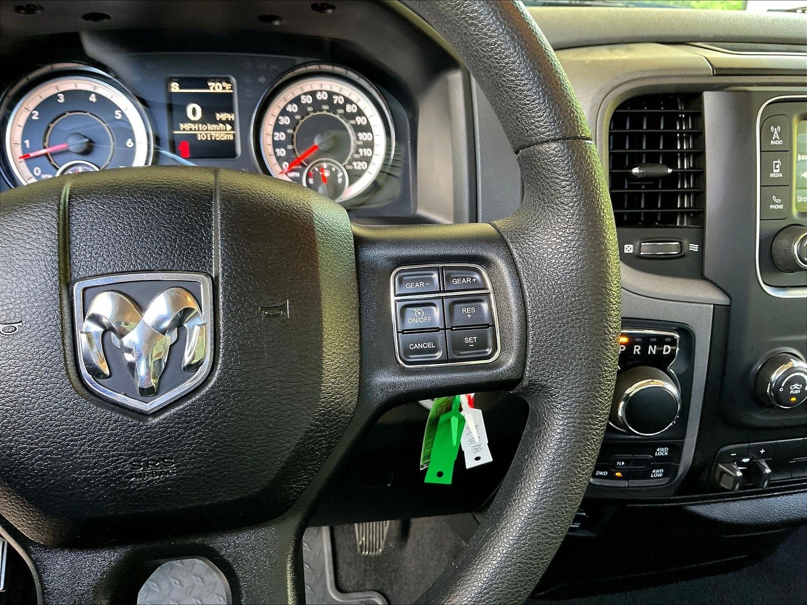 Used 2019 RAM 1500 Express AWD/4WD image 12