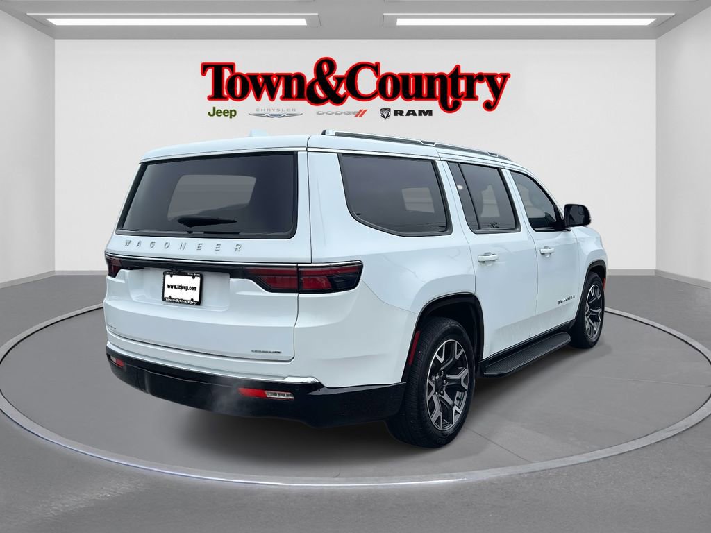 Used 2023 Jeep Wagoneer Series III w/ Convenience Group I image 5