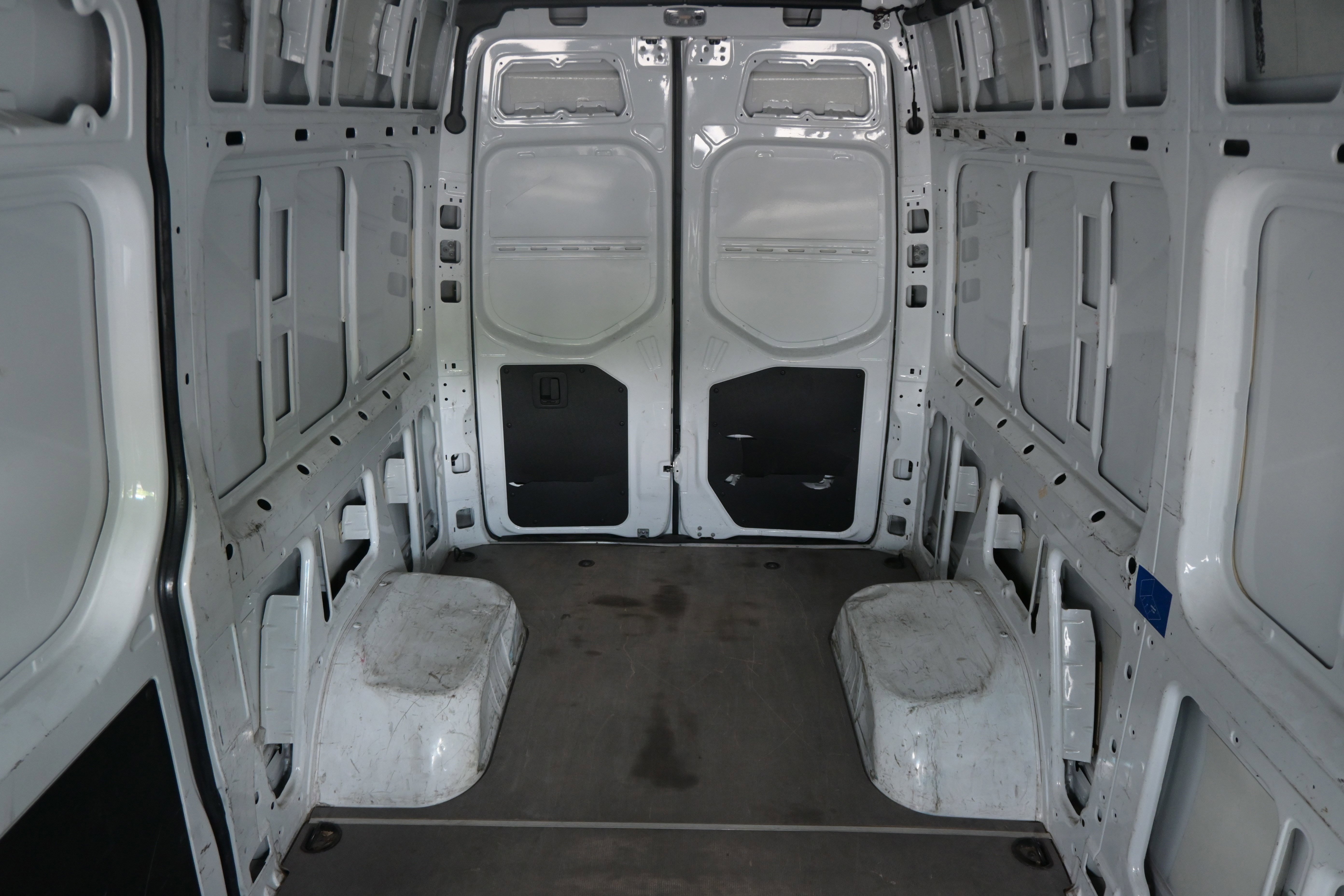 Used 2019 Freightliner Sprinter 3500 image 16