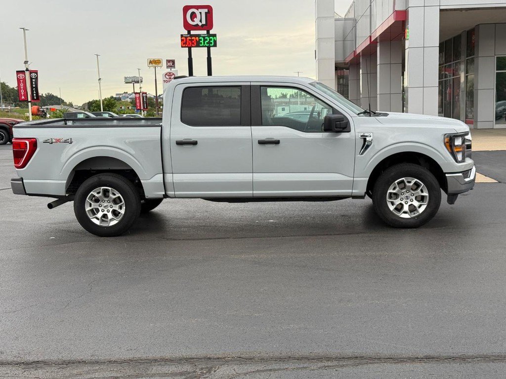 Used 2023 Ford F150 XLT image 2