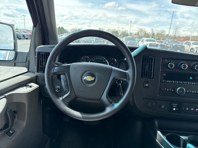 Used 2015 Chevrolet Express 2500 LT w/ LT Preferred Equipment Group RWD image 16