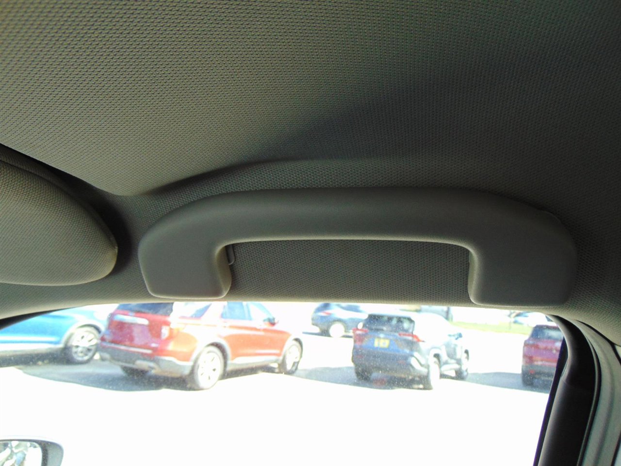 Used 2023 Nissan Frontier SV w/ SV Convenience Package image 17