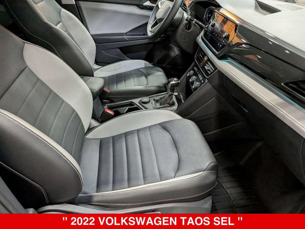 Used 2022 Volkswagen Taos SEL w/ Panoramic Sunroof Package AWD/4WD image 36