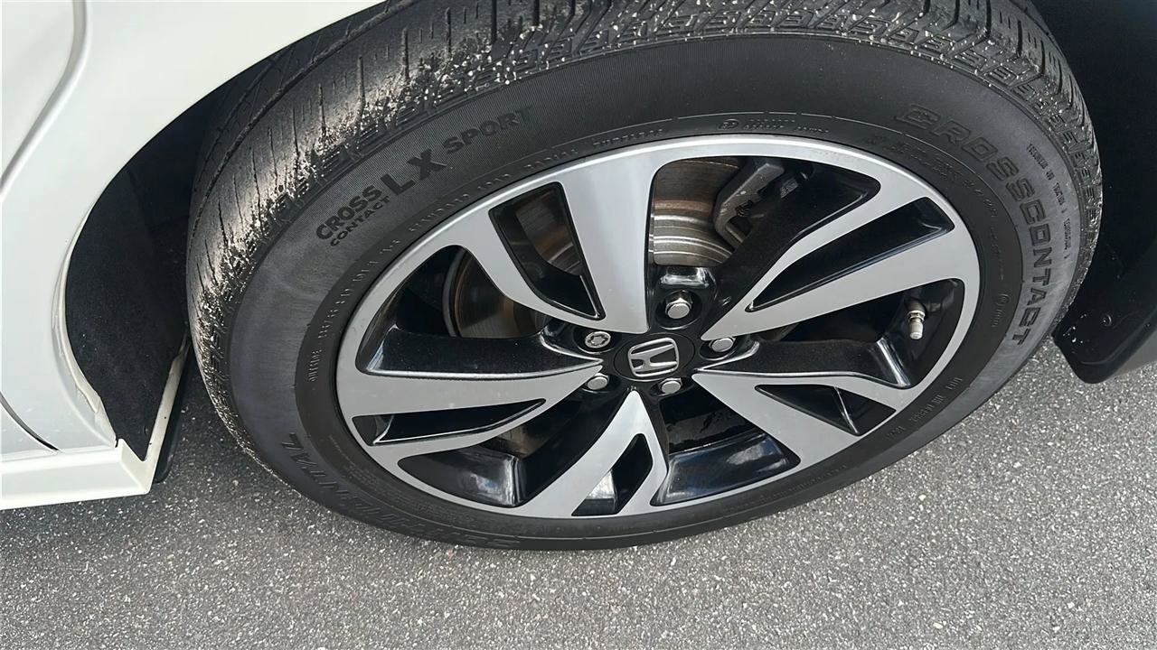 Used 2018 Honda Odyssey Elite image 17