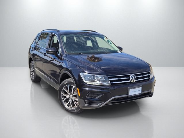 Used 2020 Volkswagen Tiguan SE w/ Panoramic Sunroof Package