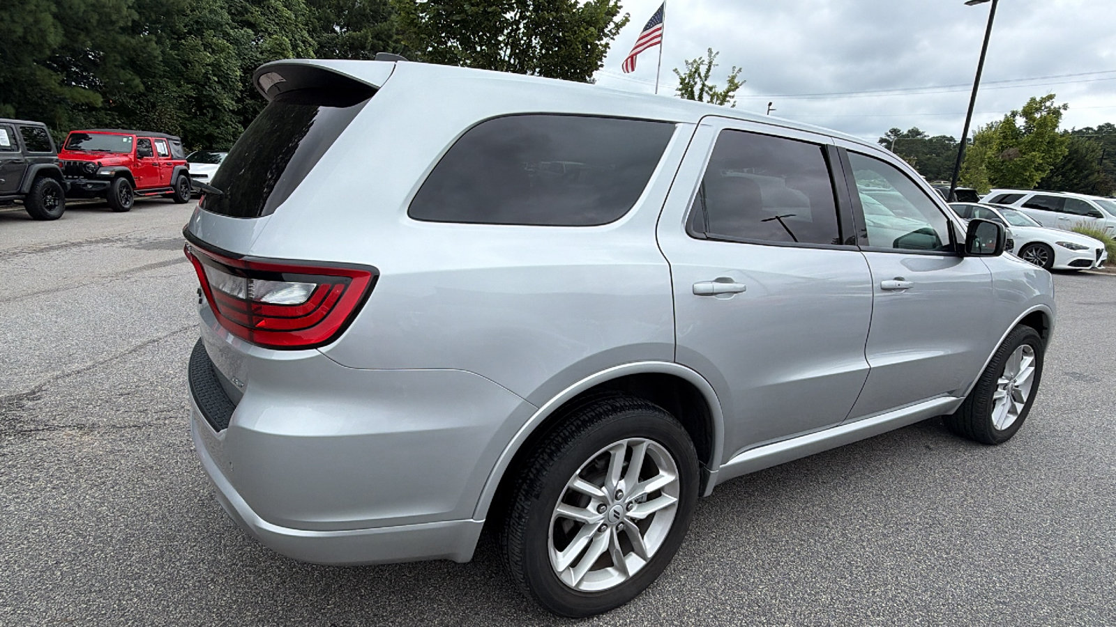 Used 2025 Dodge Durango GT AWD/4WD image 8