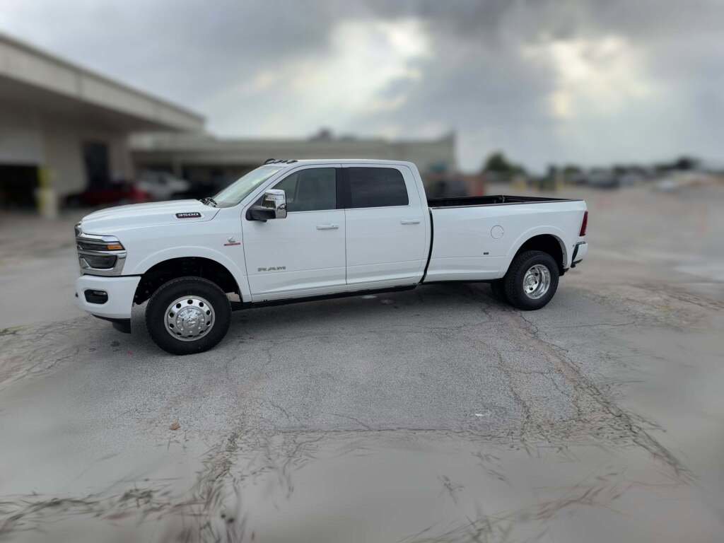 New 2026 RAM 3500 Longhorn image 5