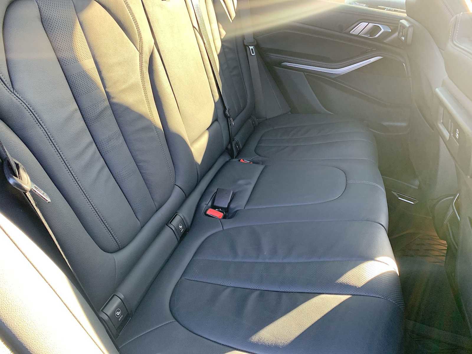 Used 2020 BMW X5 sDrive40i w/ Premium Package image 27