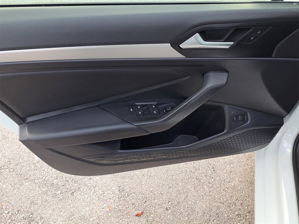 Certified 2020 Volkswagen Jetta S w/ Driver Assistance Package image 15