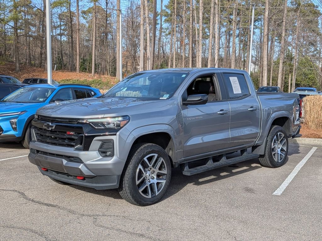 Used 2023 Chevrolet Colorado Z71 w/ Z71 Convenience Package 2