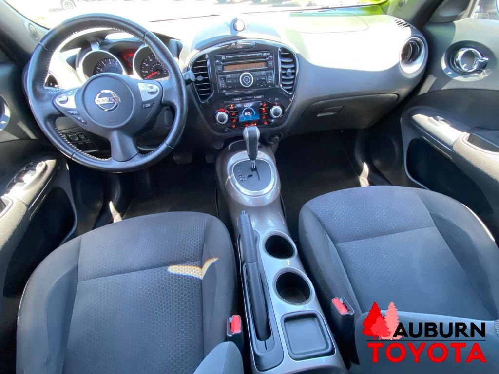 Used 2011 Nissan Juke SV FWD image 25