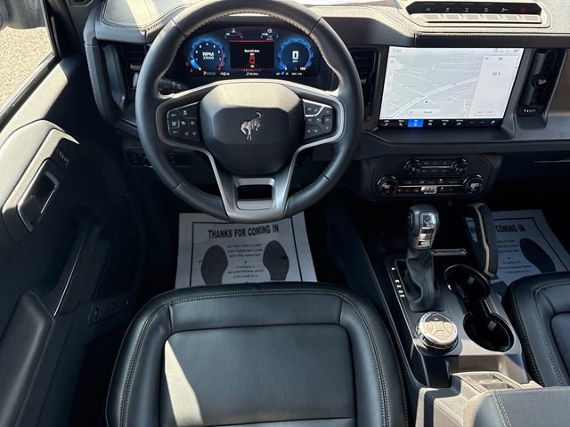 Used 2025 Ford Bronco Badlands image 7