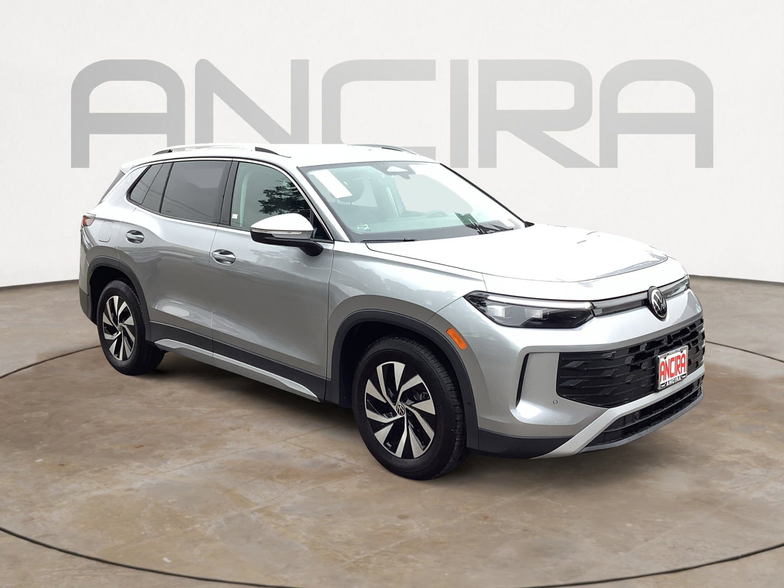 New 2026 Volkswagen Tiguan S image 2