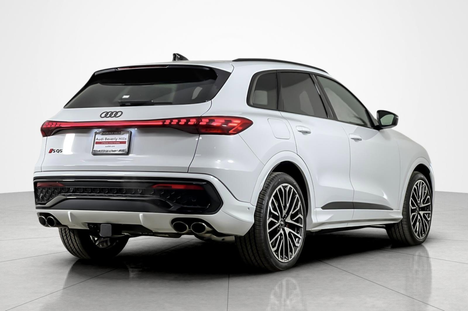 New 2025 Audi SQ5 Premium Plus image 6