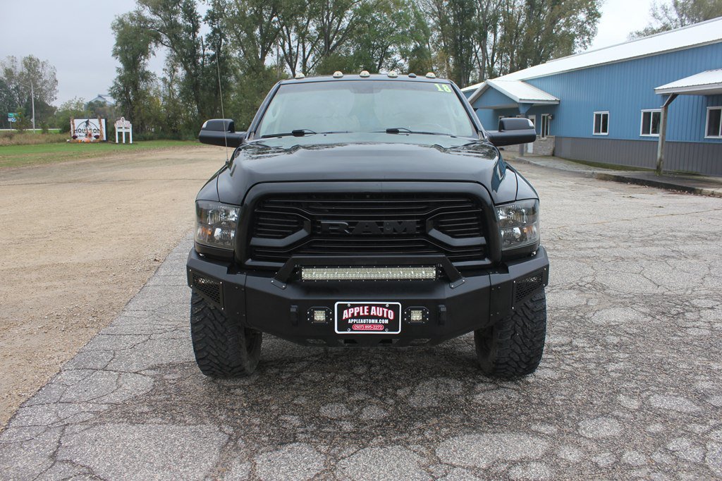 Used 2018 RAM 2500 Lone Star w/ Sport Appearance Group AWD/4WD image 2