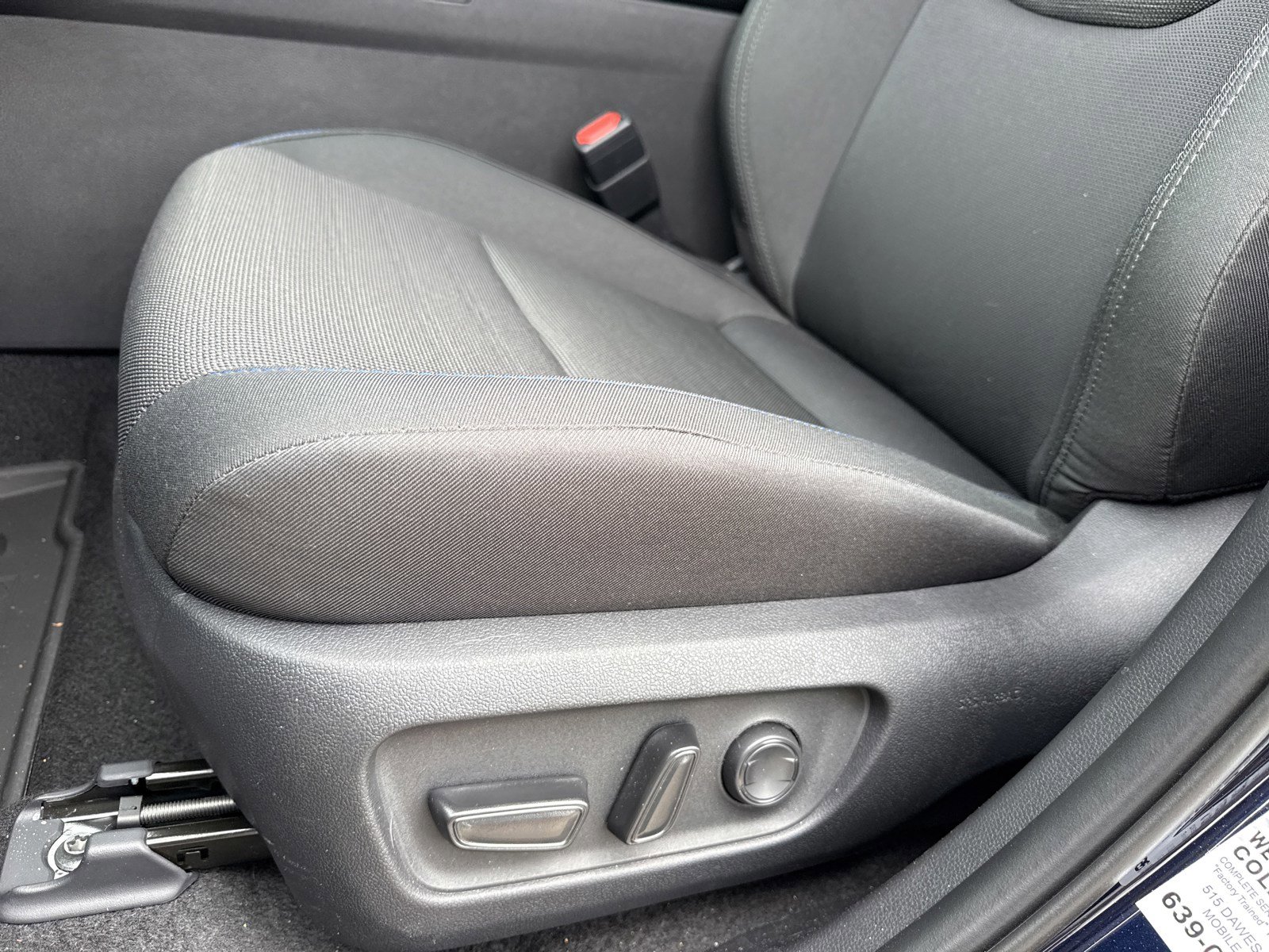 Used 2026 Toyota RAV4 SE w/ Weather Package FWD image 12