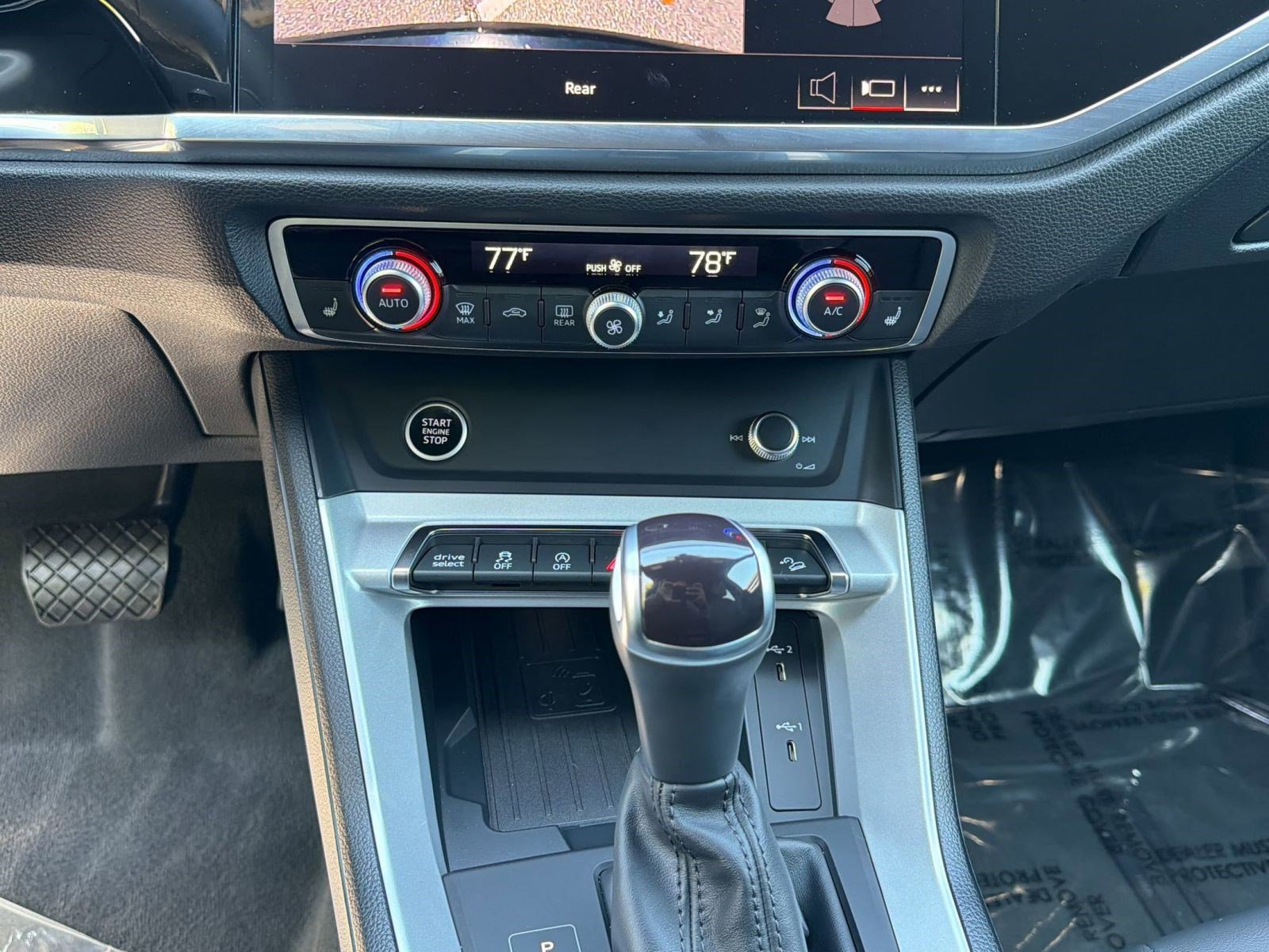 Used 2025 Audi Q3 2.0T Premium w/ Convenience Package AWD/4WD image 18