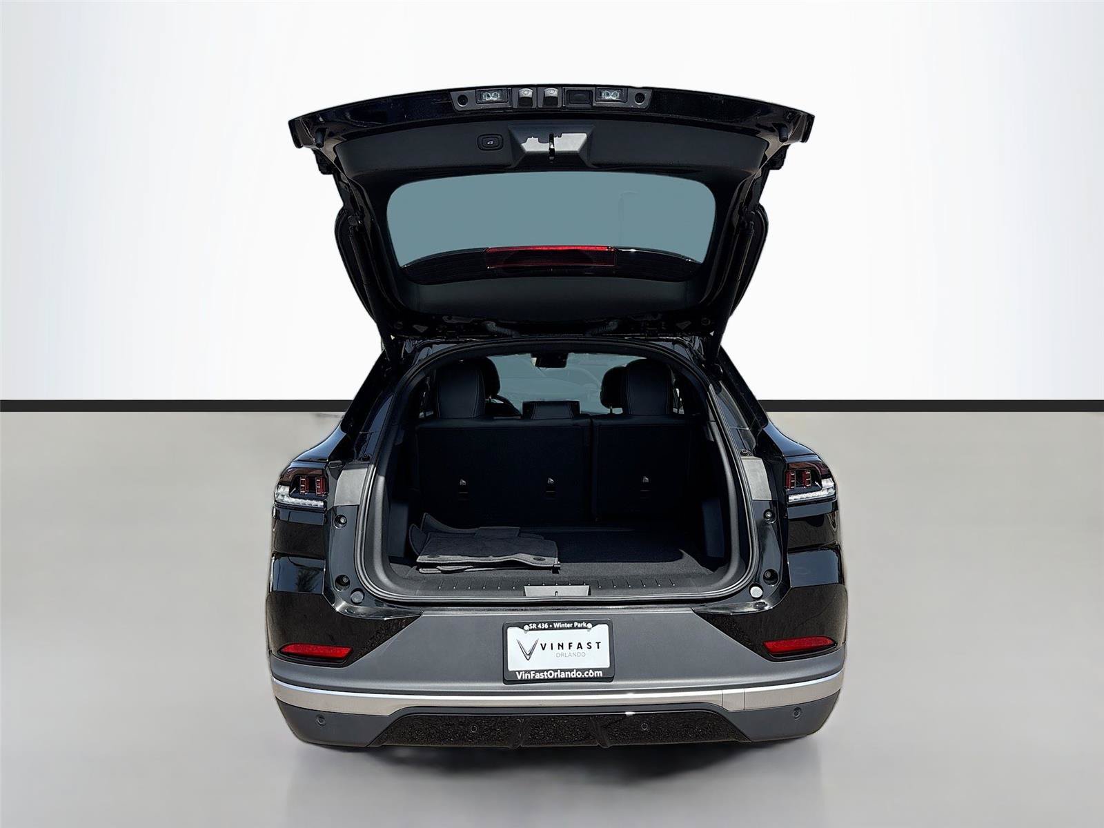 New 2025 VinFast VF 8 Plus AWD/4WD image 26