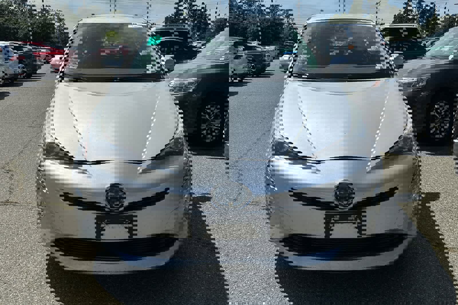 Used 2016 Toyota Prius Three Touring FWD video 2