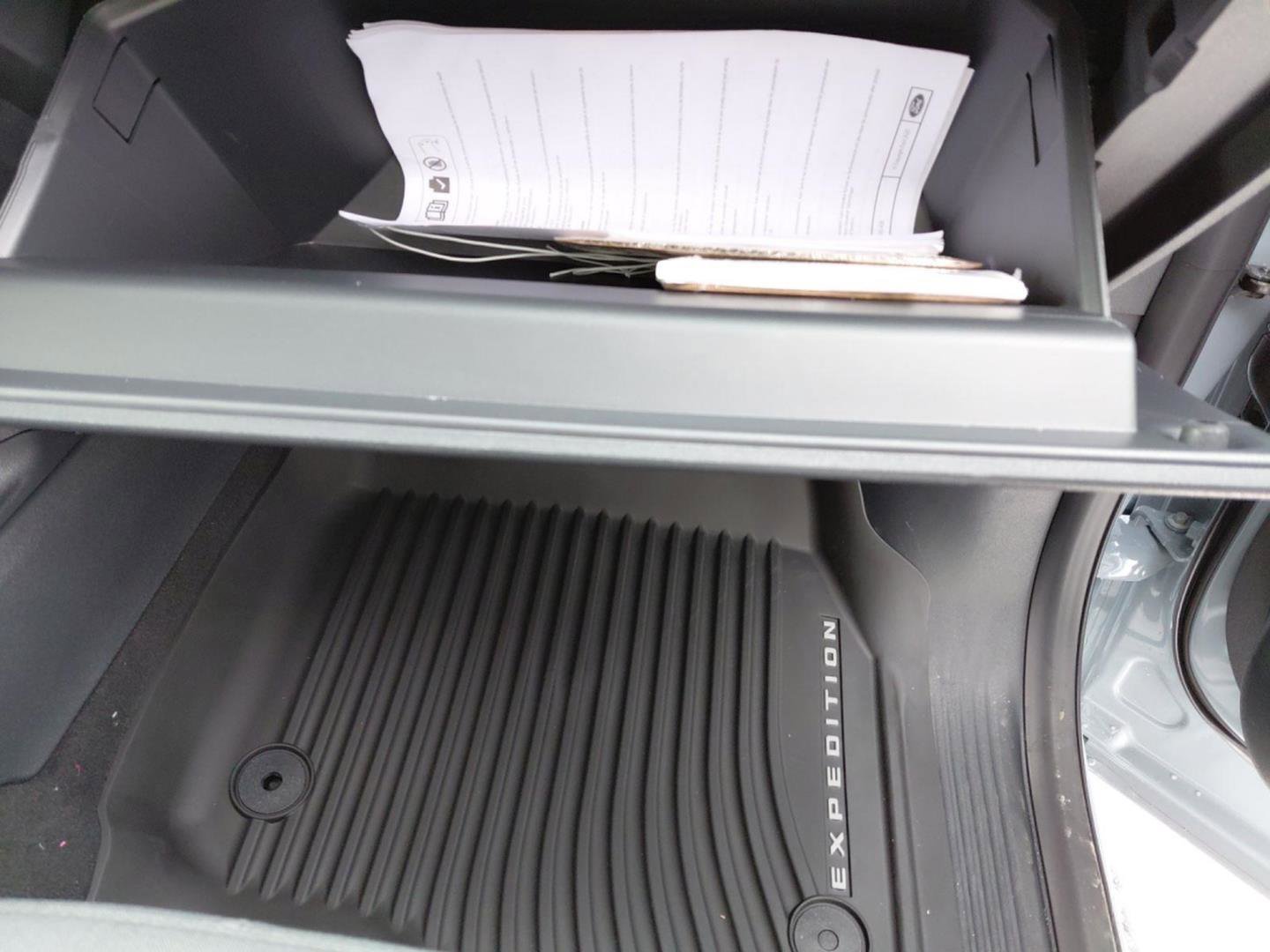 New 2026 Ford Expedition Max Active AWD/4WD image 16